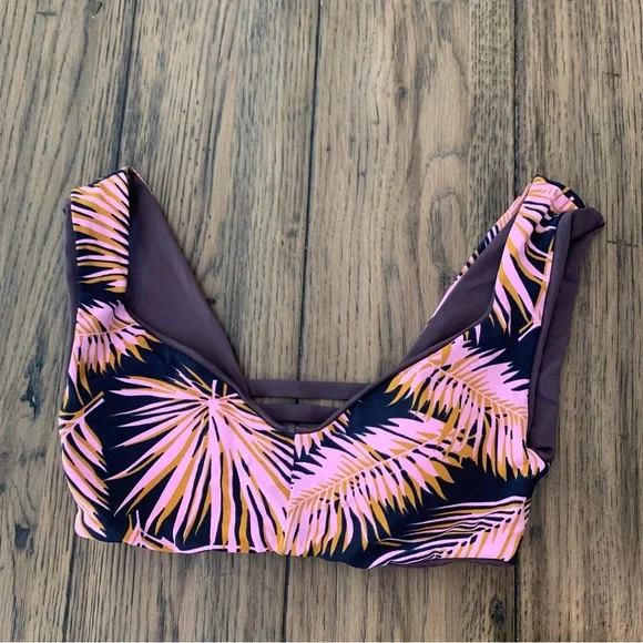 Maaji Fig Divine Reversible 4-way bikini swim top - Picture 3 of 4